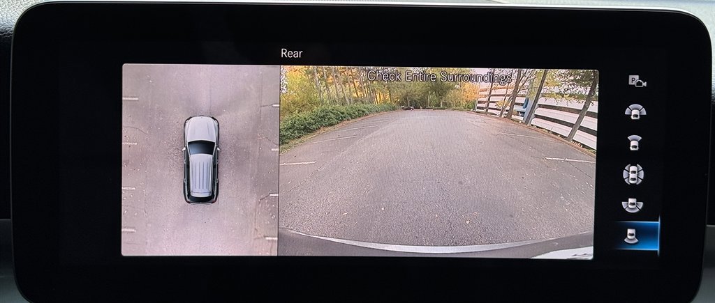 Used 2021 Mercedes-Benz GLC 300 4MATIC w/ AMG Line image 73