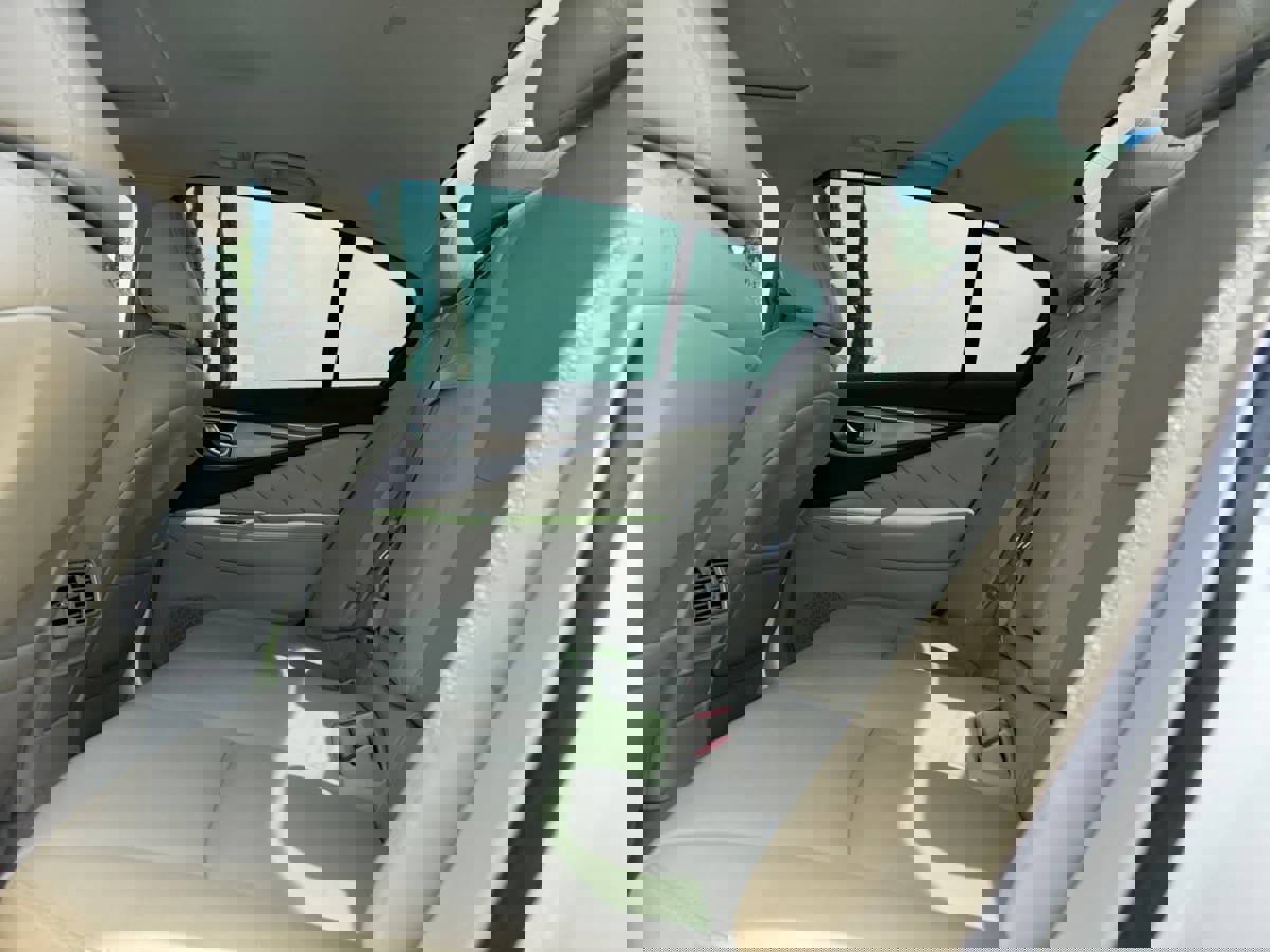 Used 2017 INFINITI Q50 Signature Edition image 18