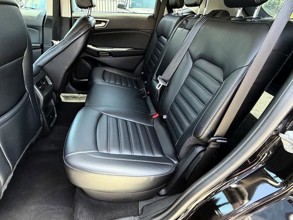 Used 2024 Ford Edge SEL AWD/4WD image 35