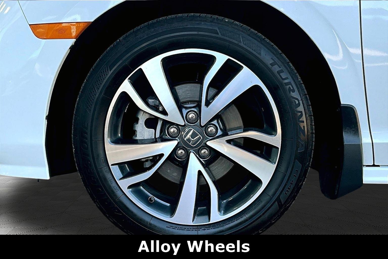 Used 2023 Honda Odyssey Touring image 34