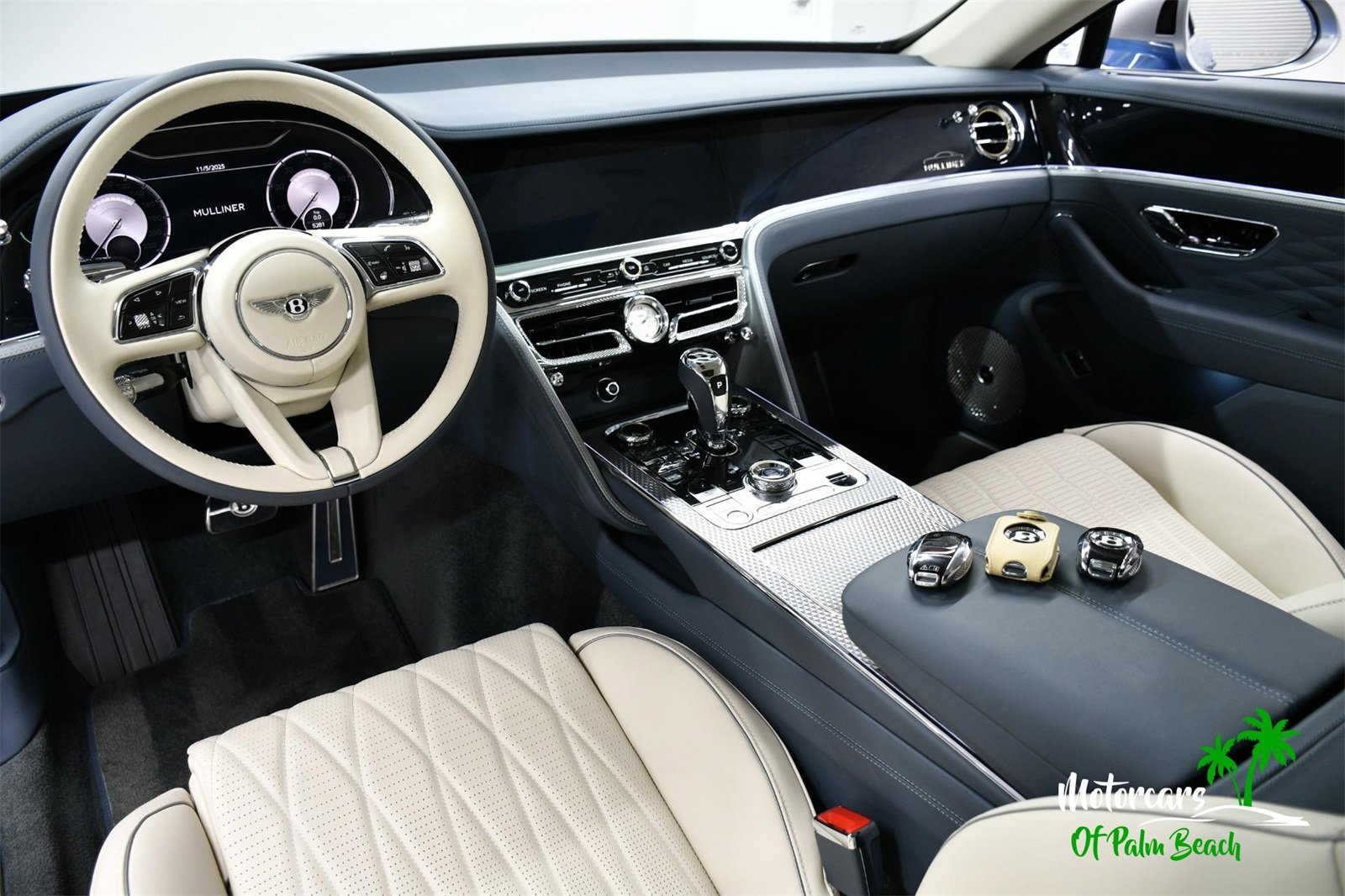 Used 2023 Bentley Flying Spur W12 image 21