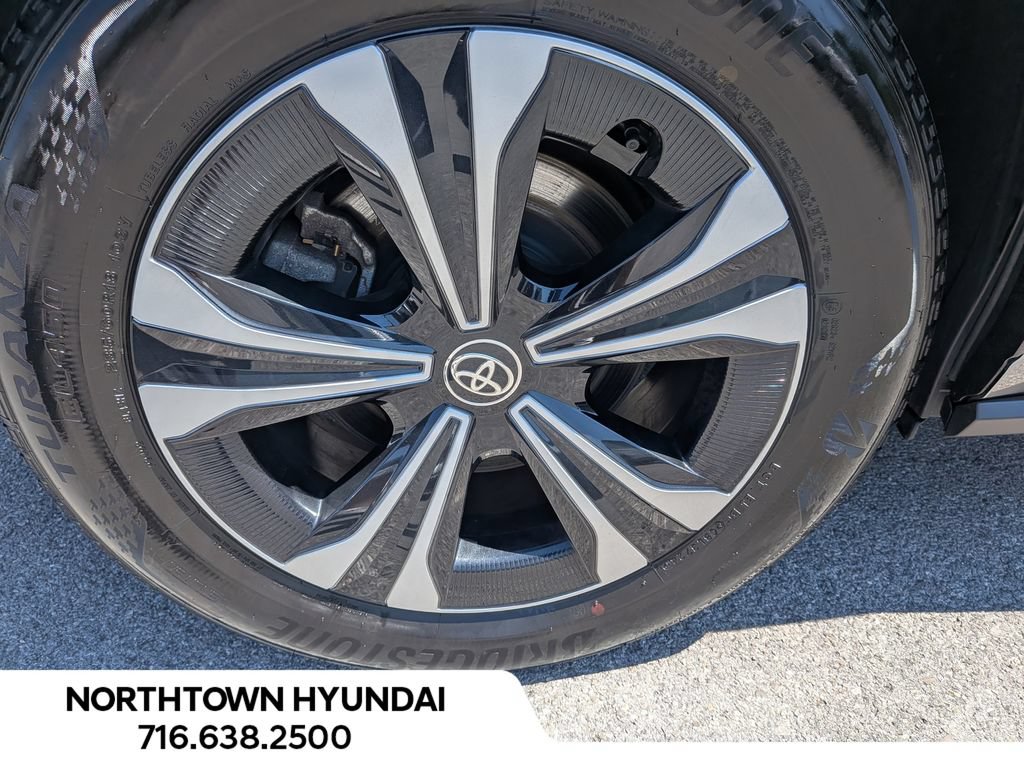 Used 2024 Toyota bZ4X AWD w/ Weather Package image 41