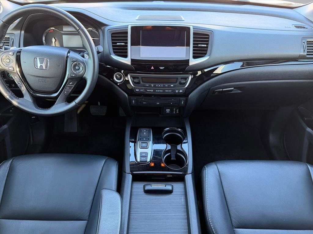 Used 2018 Honda Pilot Touring image 13