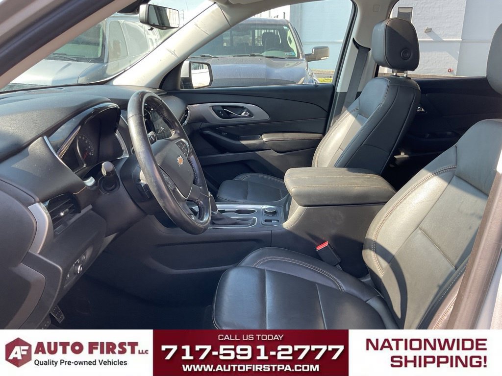 Used 2019 Chevrolet Traverse LT w/ LT Premium Package AWD/4WD image 7