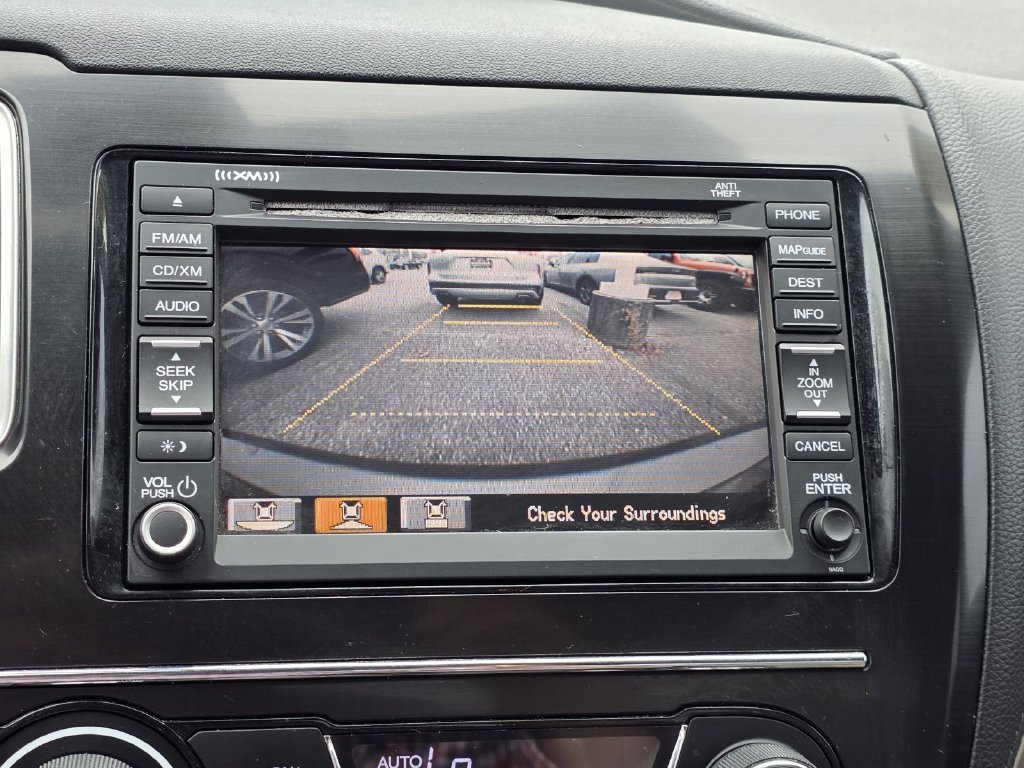 Used 2013 Honda Civic Hybrid Sedan image 13