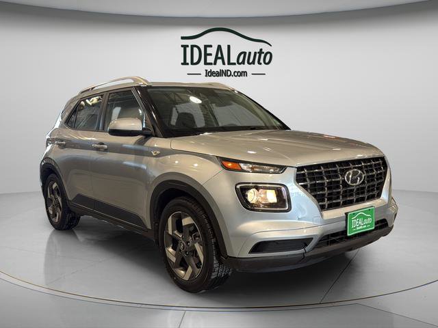 Used 2022 Hyundai Venue SEL image 1