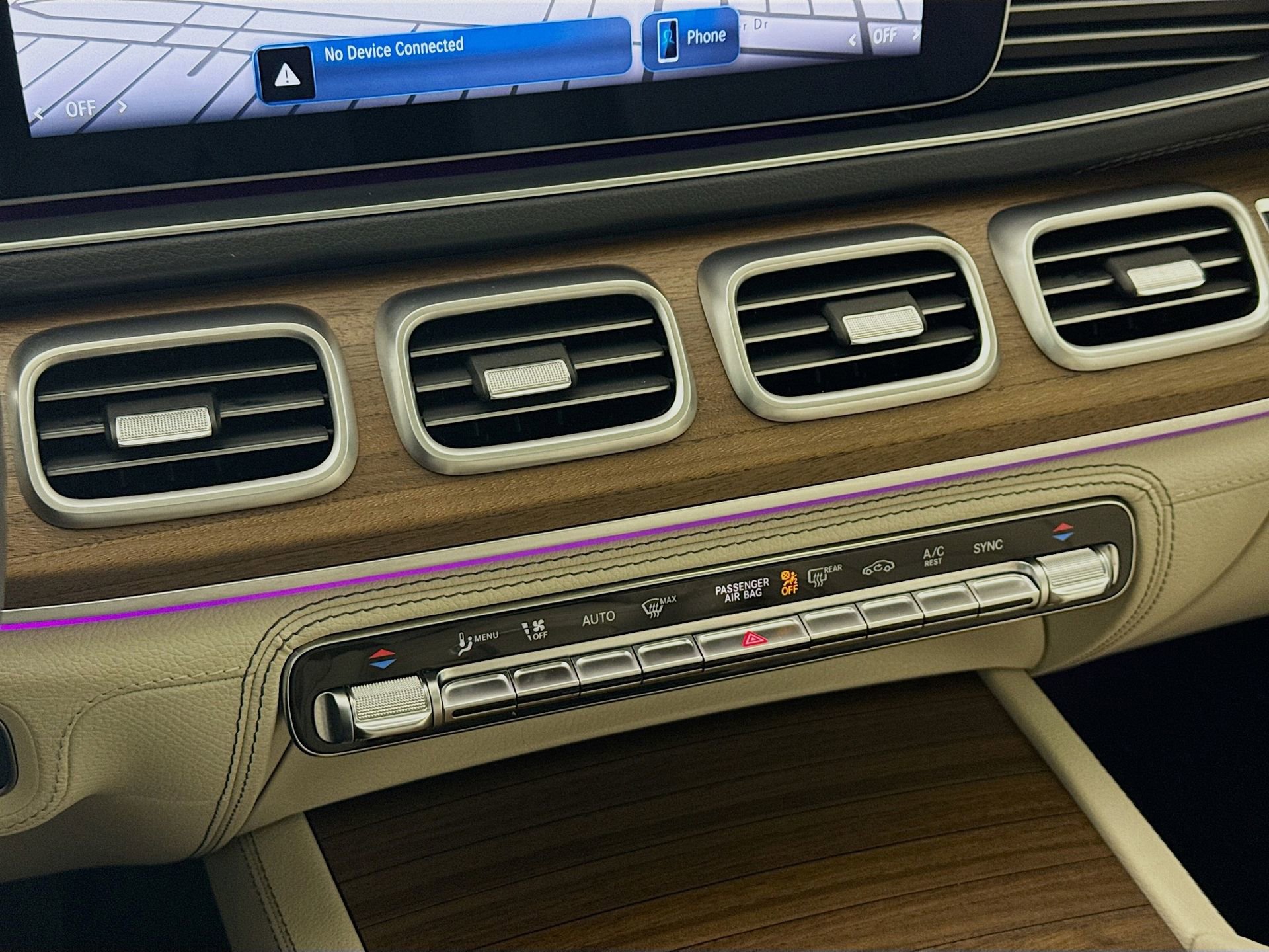 Certified 2024 Mercedes-Benz GLE 450 4MATIC image 17