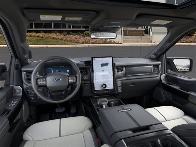 New 2025 Ford F150 Lightning Platinum image 9