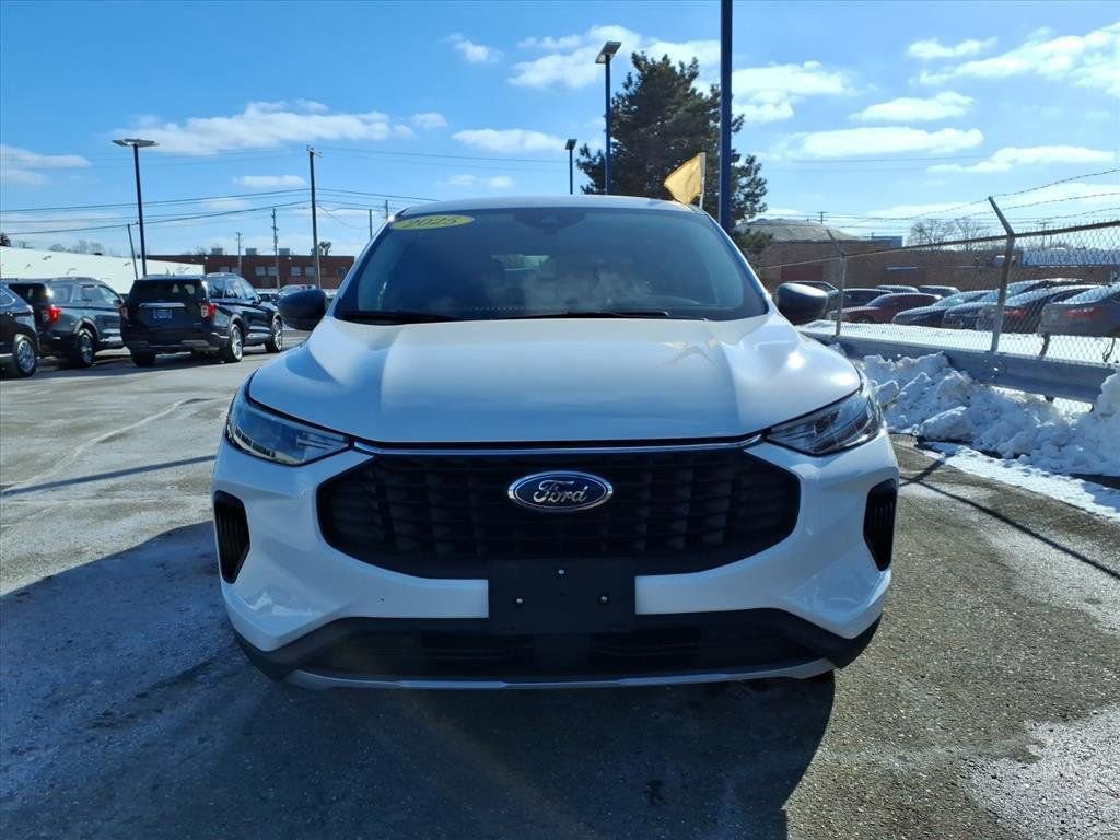Certified 2025 Ford Escape Active image 26