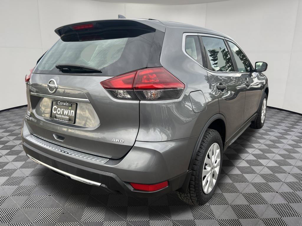 Used 2018 Nissan Rogue S AWD/4WD image 8