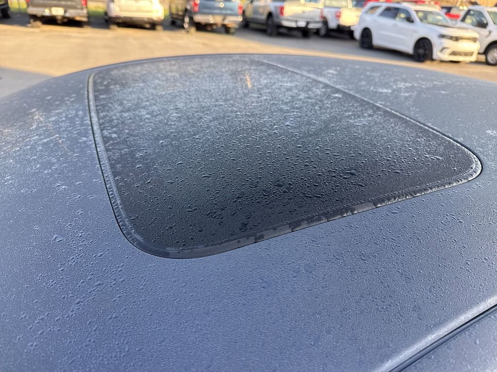 Used 2023 Honda Accord EX-L image 11