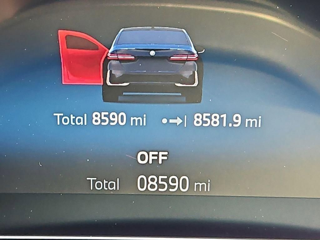 Used 2025 BMW i5 xDrive40 image 22