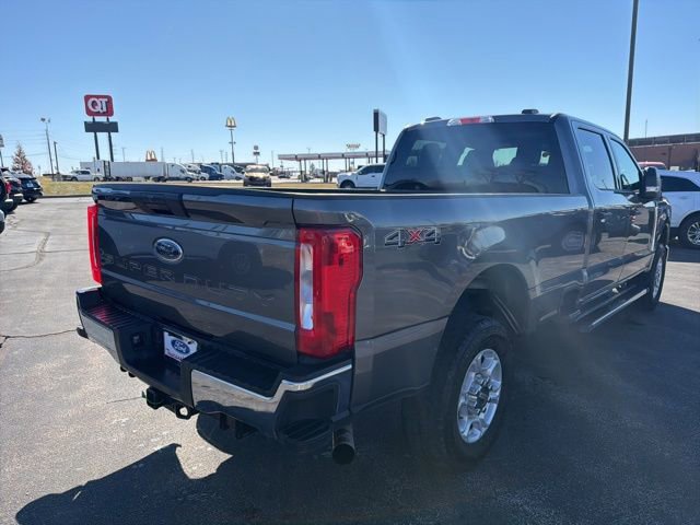 Used 2025 Ford F250 XLT AWD/4WD image 5