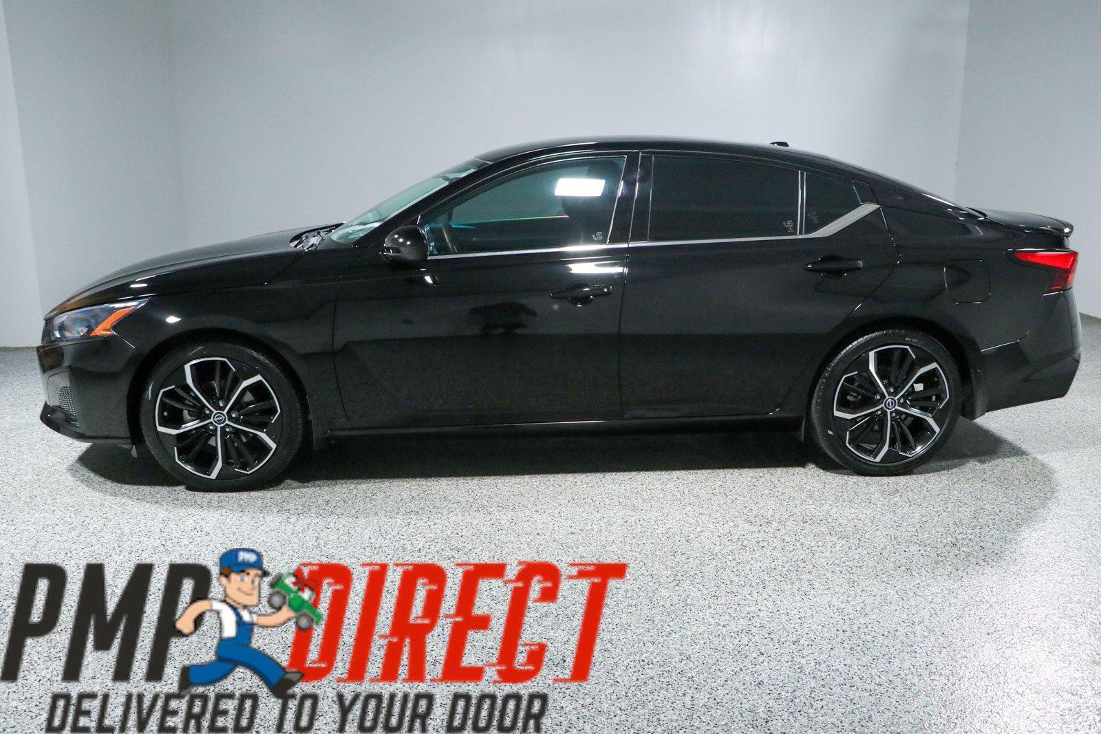 Used 2023 Nissan Altima 2.5 SR FWD image 10