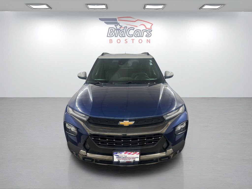 Used 2022 Chevrolet TrailBlazer ACTIV w/ Sun and Liftgate Package image 2
