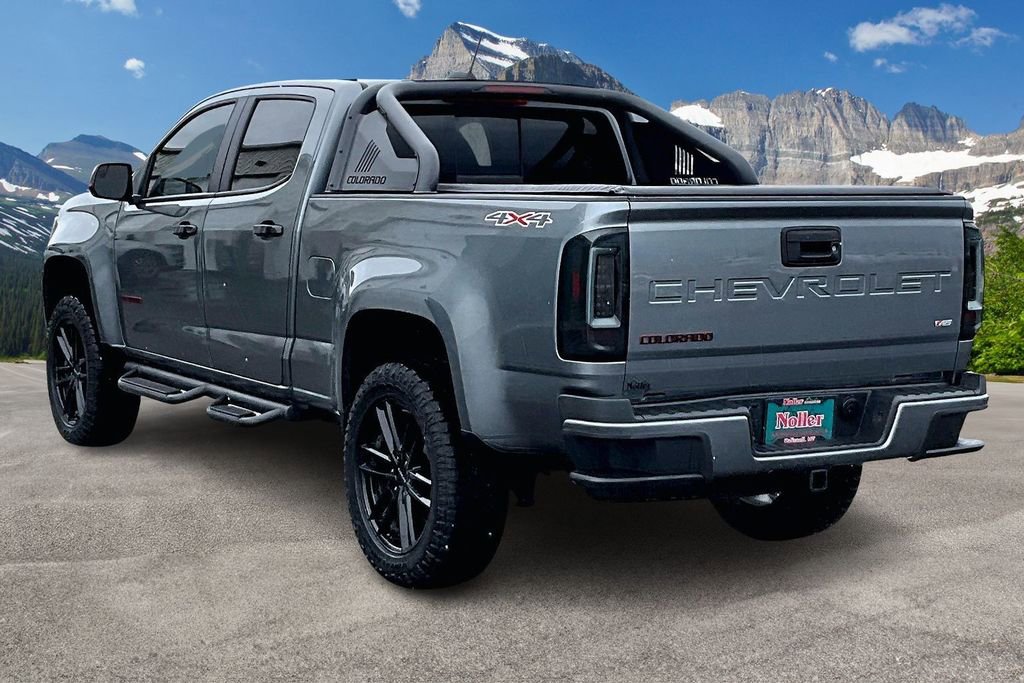 Used 2022 Chevrolet Colorado LT w/ Redline Special Edition AWD/4WD image 13
