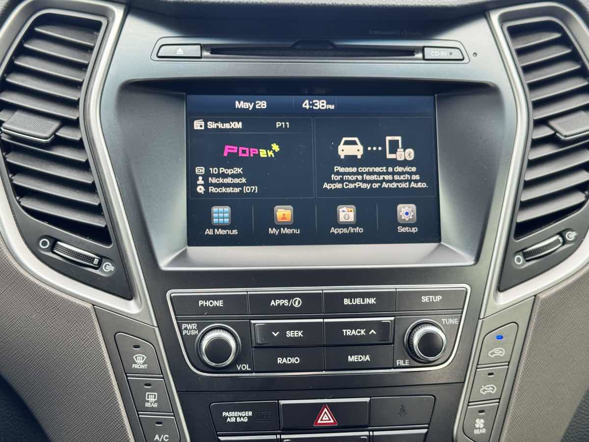 Used 2017 Hyundai Santa Fe SE w/ Cargo Package FWD image 49