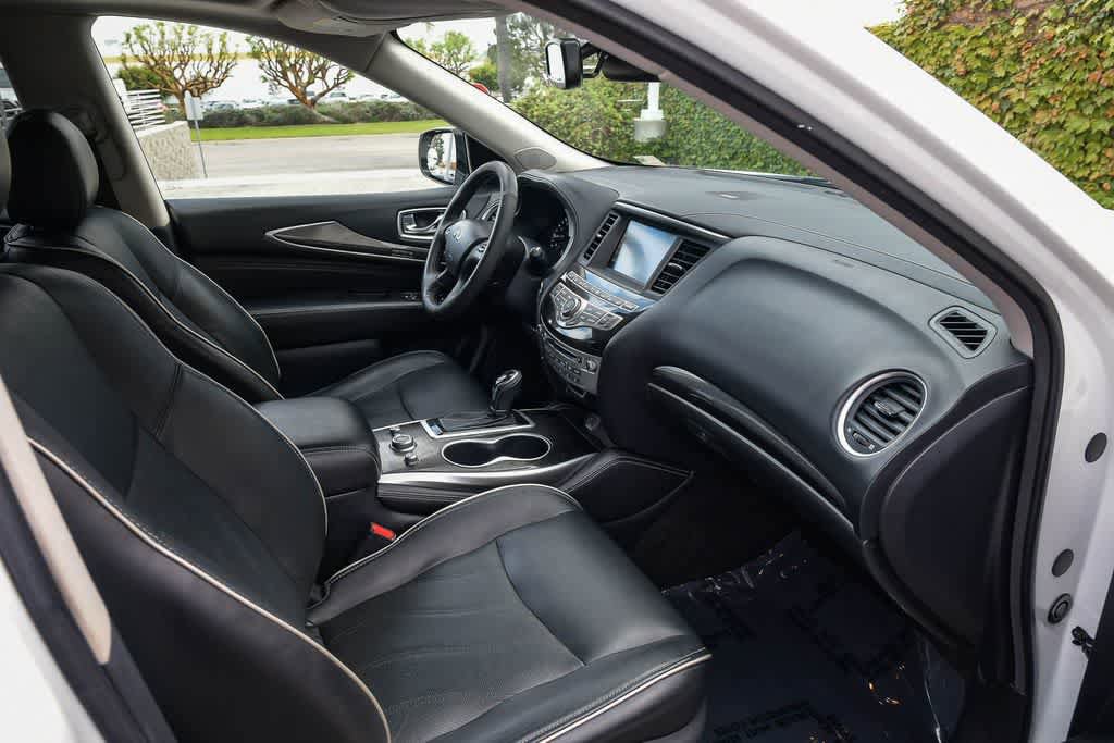 Used 2020 INFINITI QX60 Luxe w/ Essential Package FWD image 15