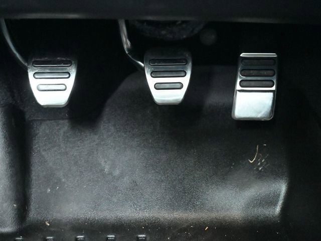 Used 2019 Ford Mustang Shelby GT350 w/ Technology Package image 25