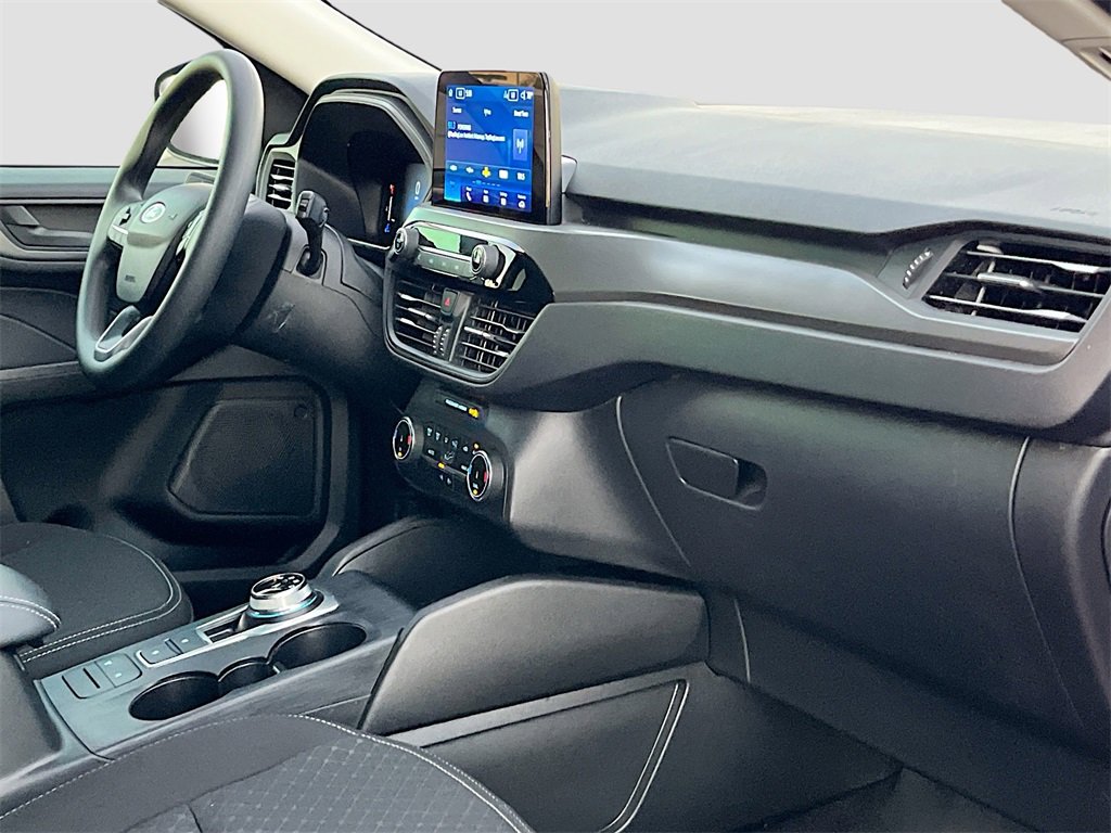 Used 2025 Ford Escape Active image 28