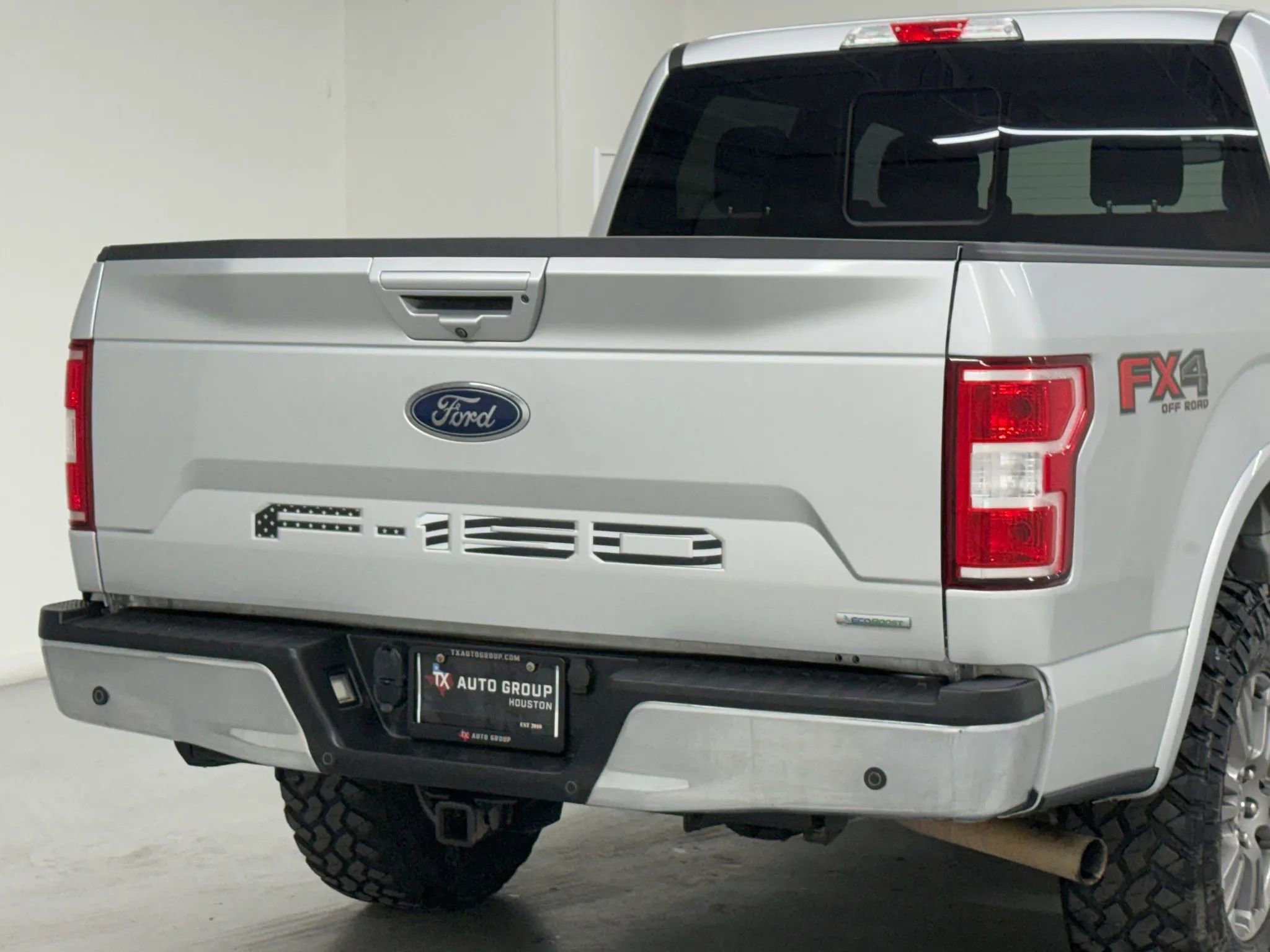 Used 2019 Ford F150 Lariat w/ FX4 Off-Road Package image 39