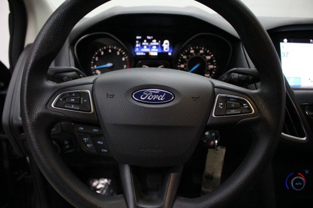 Used 2017 Ford Focus SEL image 10