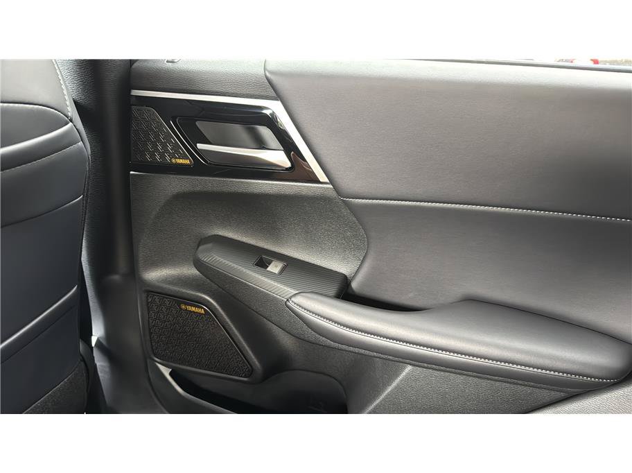 New 2026 Mitsubishi Outlander SE AWD/4WD image 17
