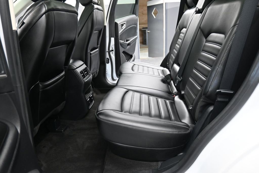 Used 2020 Ford Edge SEL w/ Convenience Package AWD/4WD image 25