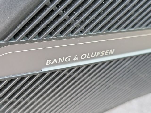 Used 2024 Audi Q5 e Premium Plus w/ Premium Plus Package image 23