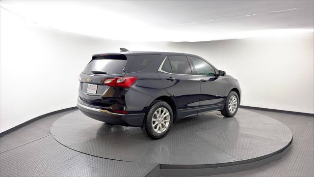 Used 2020 Chevrolet Equinox LT w/ Driver Convenience Package FWD image 9