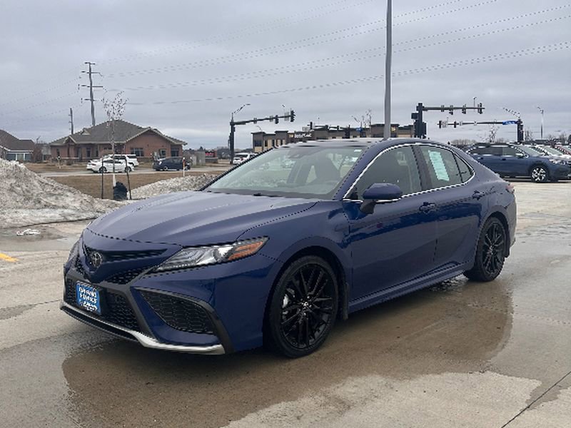 Used 2024 Toyota Camry XSE w/ Navigation Package AWD/4WD image 2