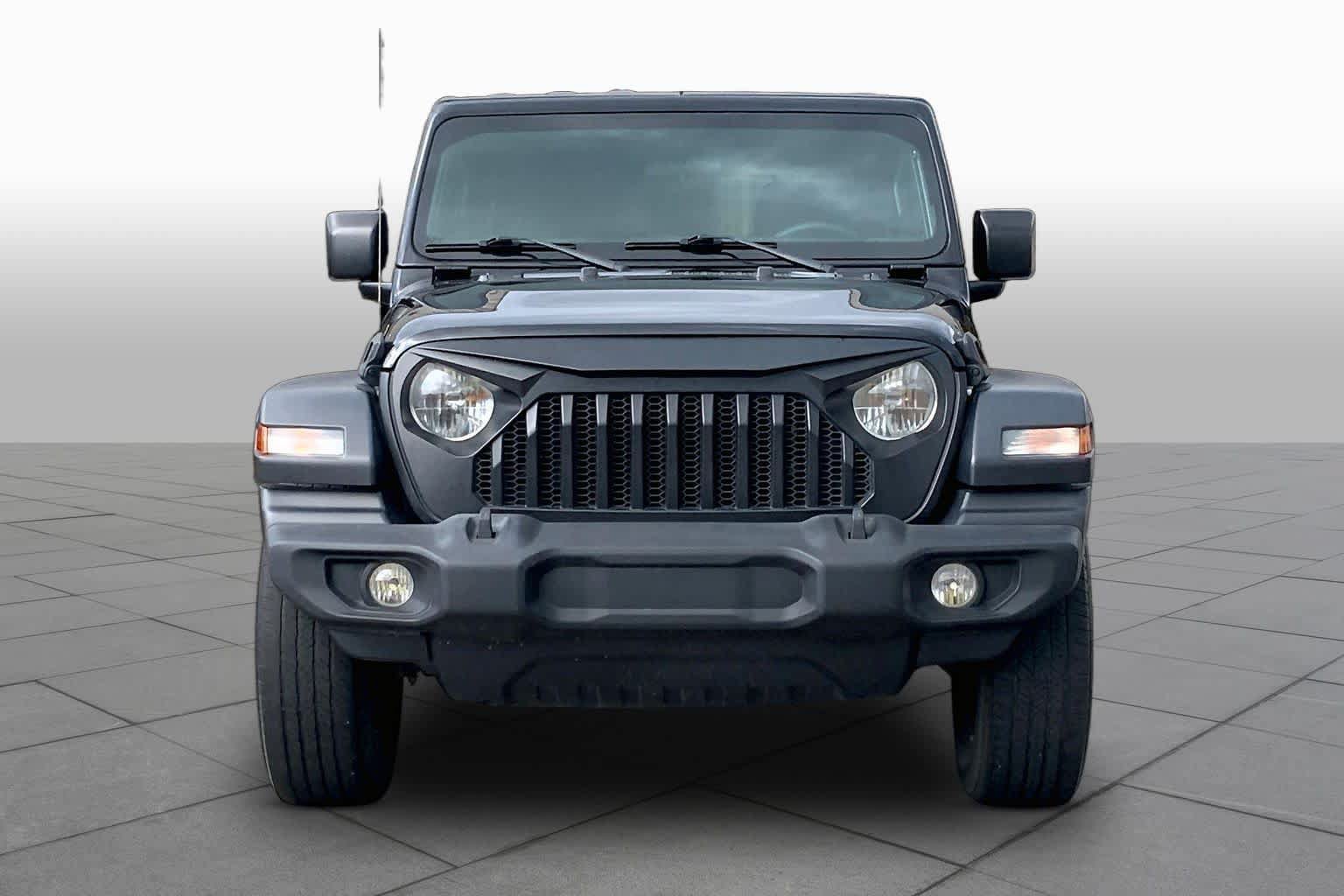 Used 2023 Jeep Wrangler Unlimited Sport AWD/4WD image 4