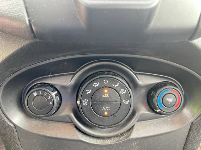 Used 2016 Ford Fiesta S FWD image 19
