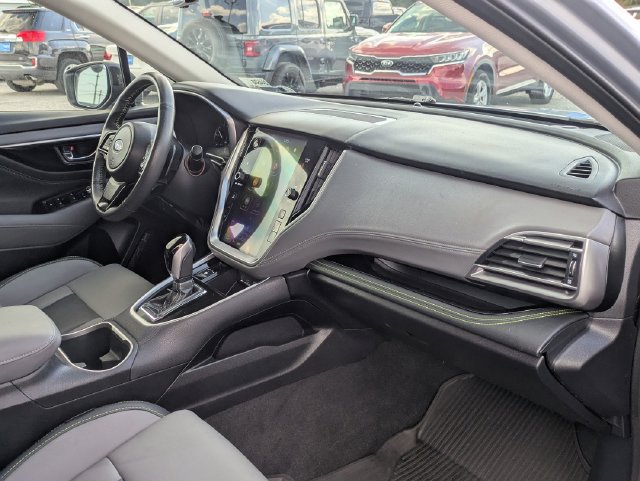 Used 2024 Subaru Outback Onyx Edition AWD/4WD image 30