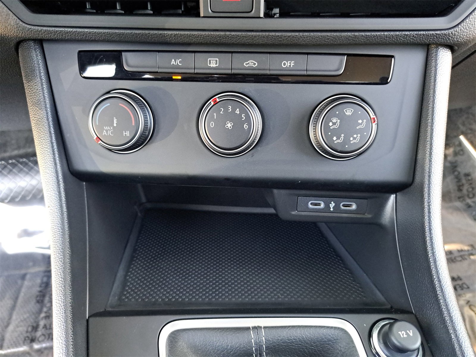 Certified 2024 Volkswagen Jetta S image 21