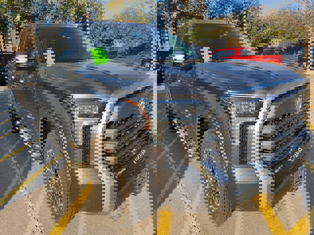 Used 2023 Toyota Tundra Limited image 3