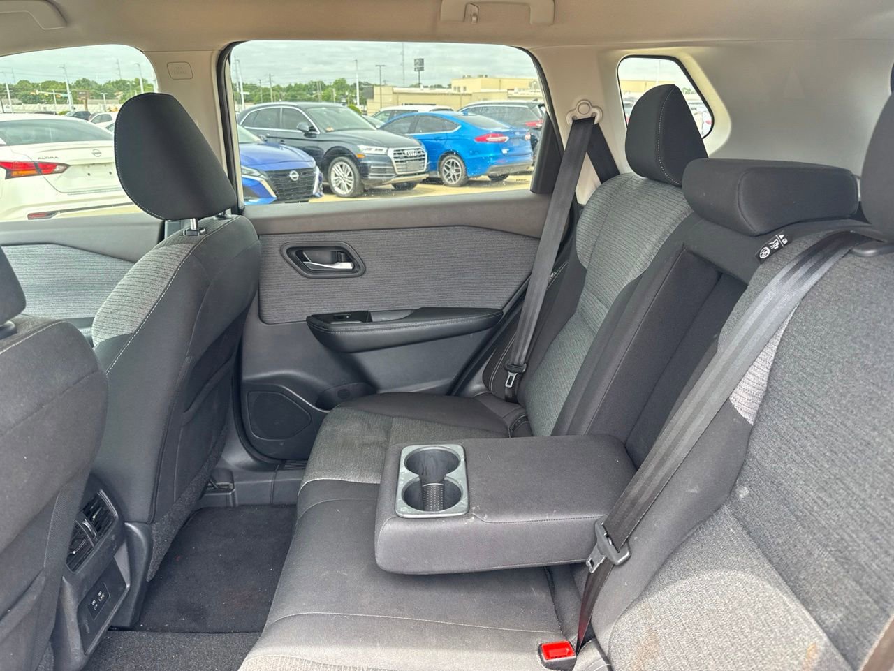 Certified 2021 Nissan Rogue SV FWD image 34