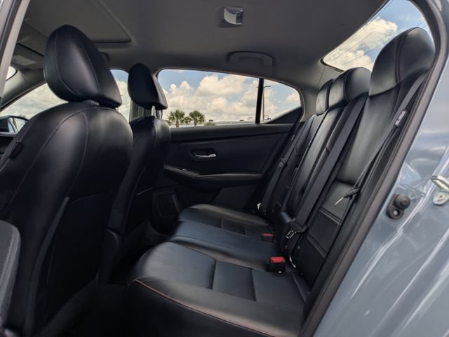 Used 2025 Nissan Sentra SR w/ SR Premium Package FWD image 15