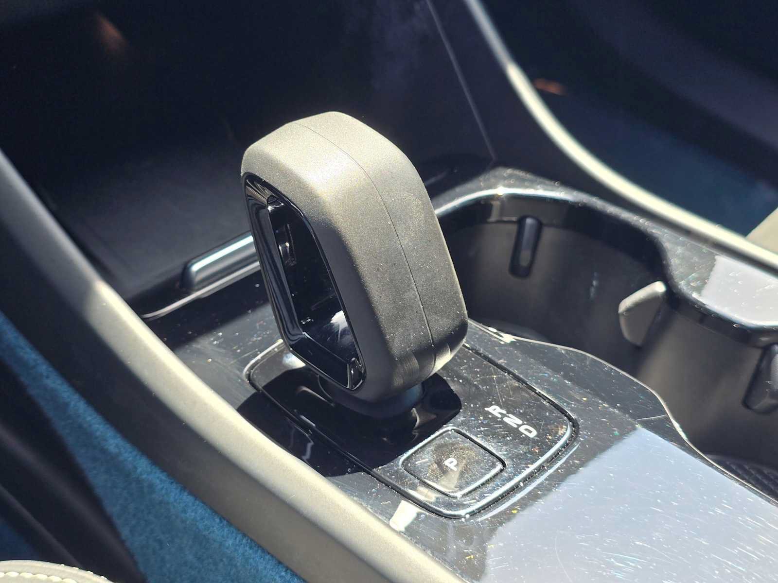 Used 2023 Volvo C40 P8 Recharge Ultimate AWD/4WD image 27
