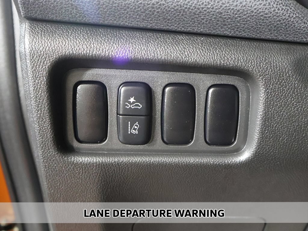 Used 2023 Mitsubishi Outlander Sport ES AWD/4WD image 3