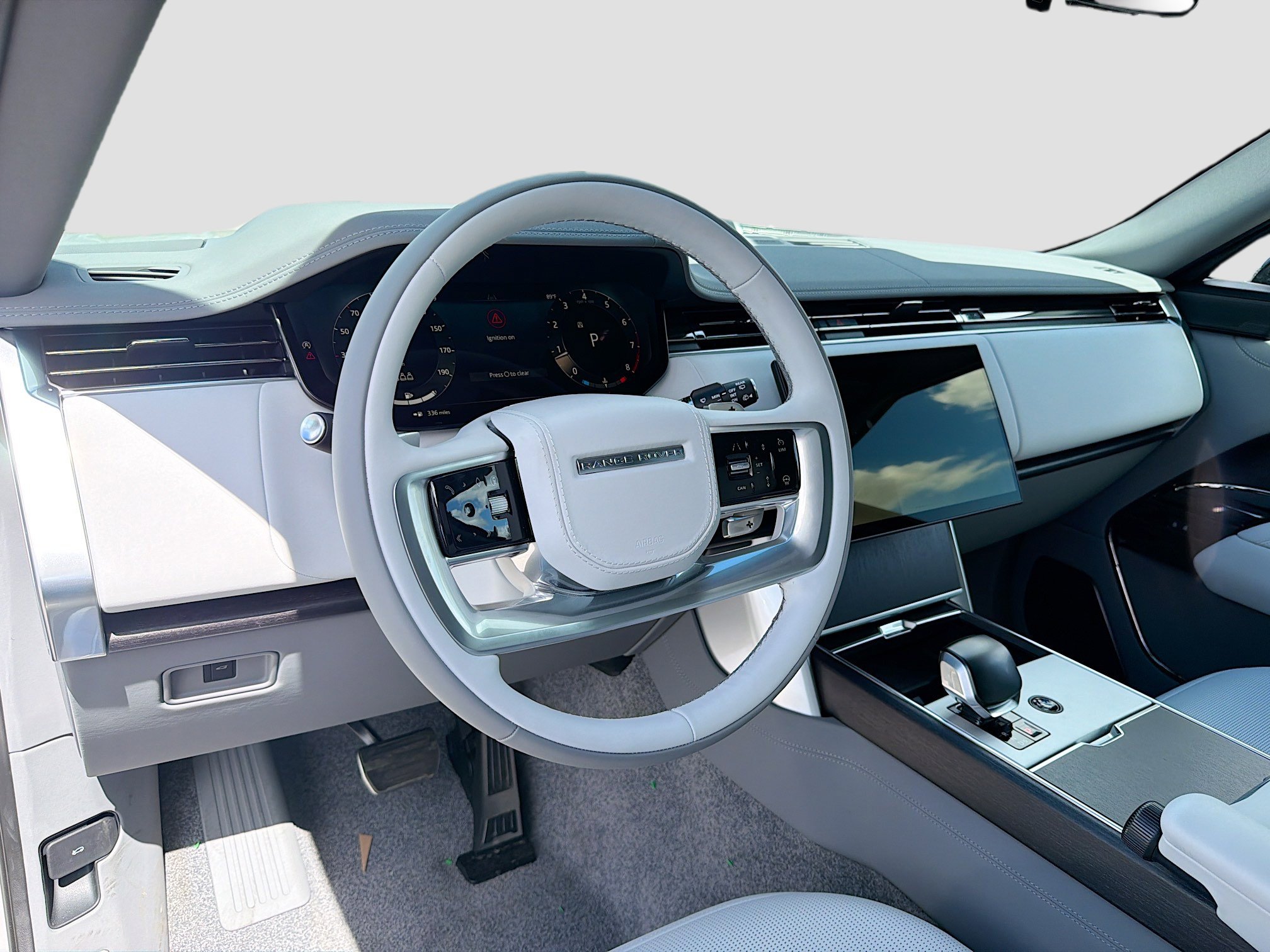 New 2026 Land Rover Range Rover SV image 27