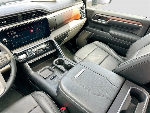 Used 2024 GMC Sierra 2500 Denali w/ Denali Reserve Package image 25
