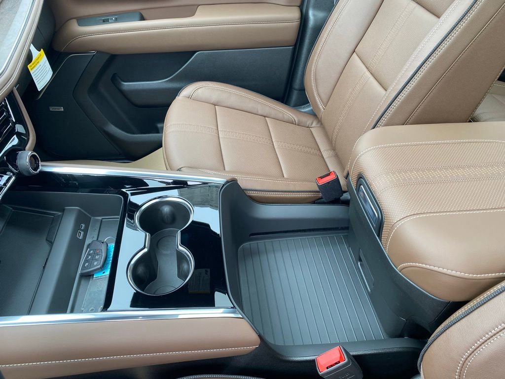 New 2026 Chevrolet Suburban High Country image 21