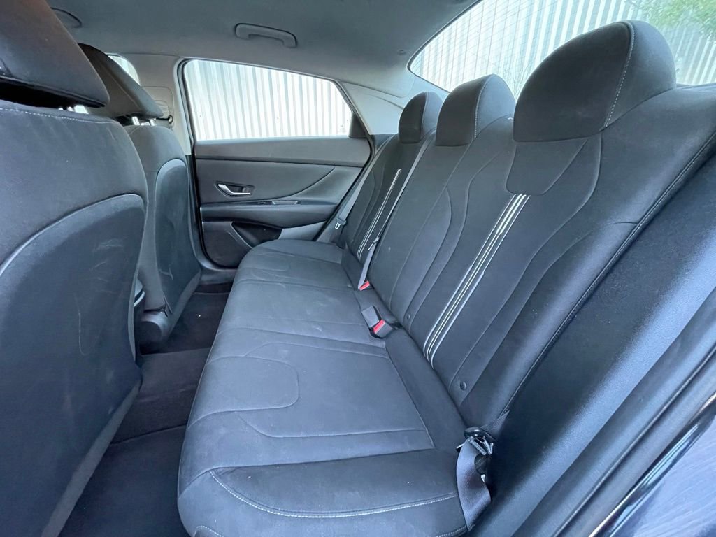 Used 2022 Hyundai Elantra SEL w/ Convenience Package image 26