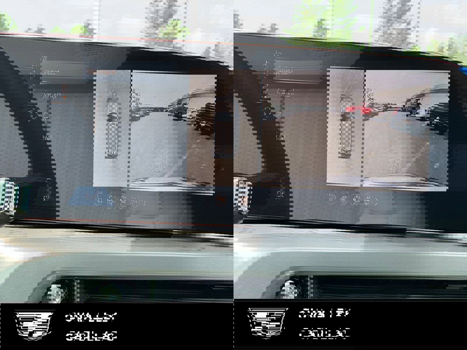 New 2026 Cadillac Vistiq Sport image 17