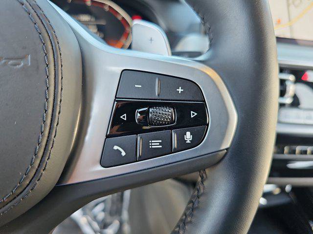 Used 2025 BMW X4 xDrive30i w/ Premium Package image 18