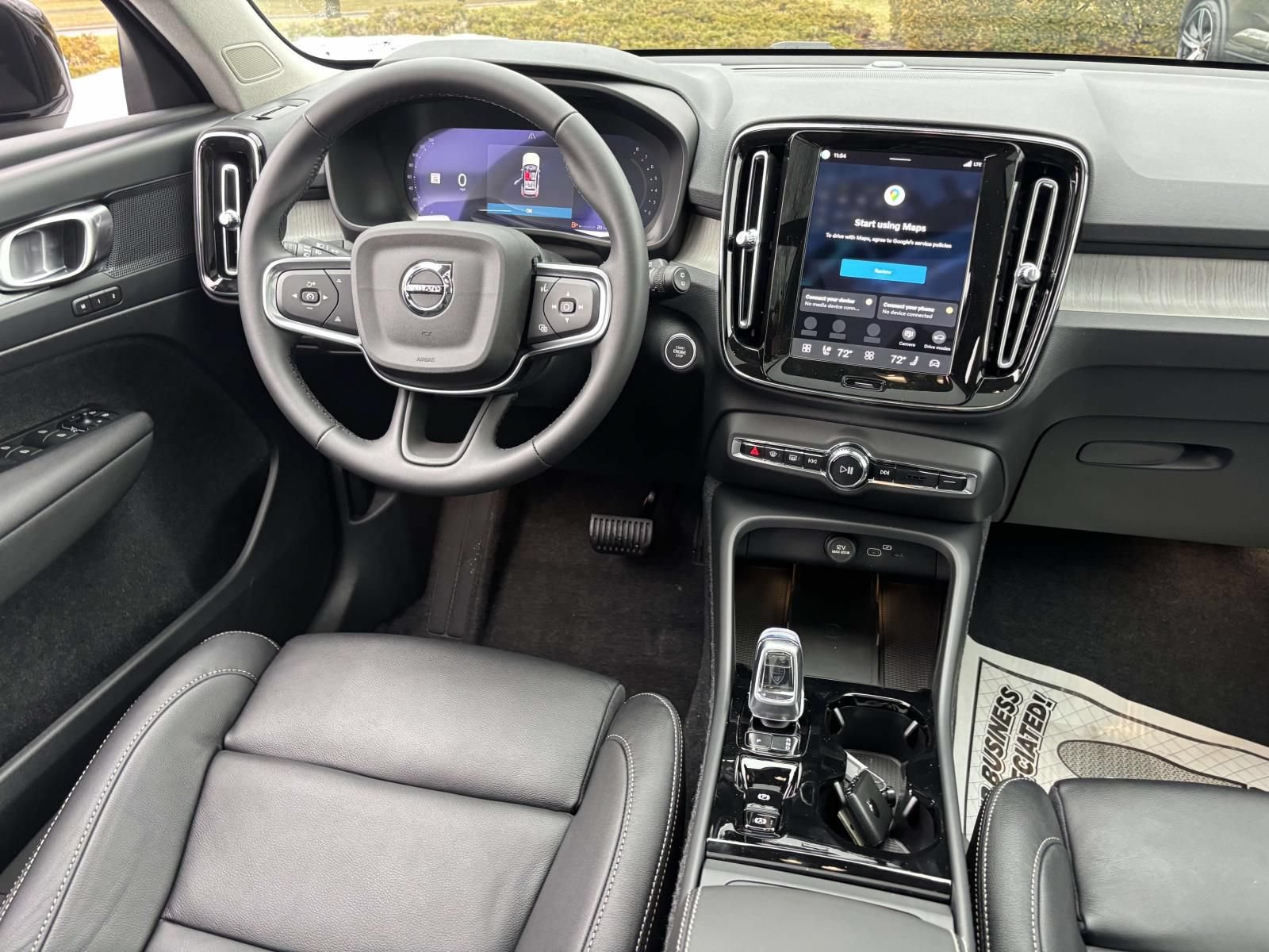 New 2026 Volvo XC40 B5 Plus w/ Protection Package Premier AWD/4WD image 30