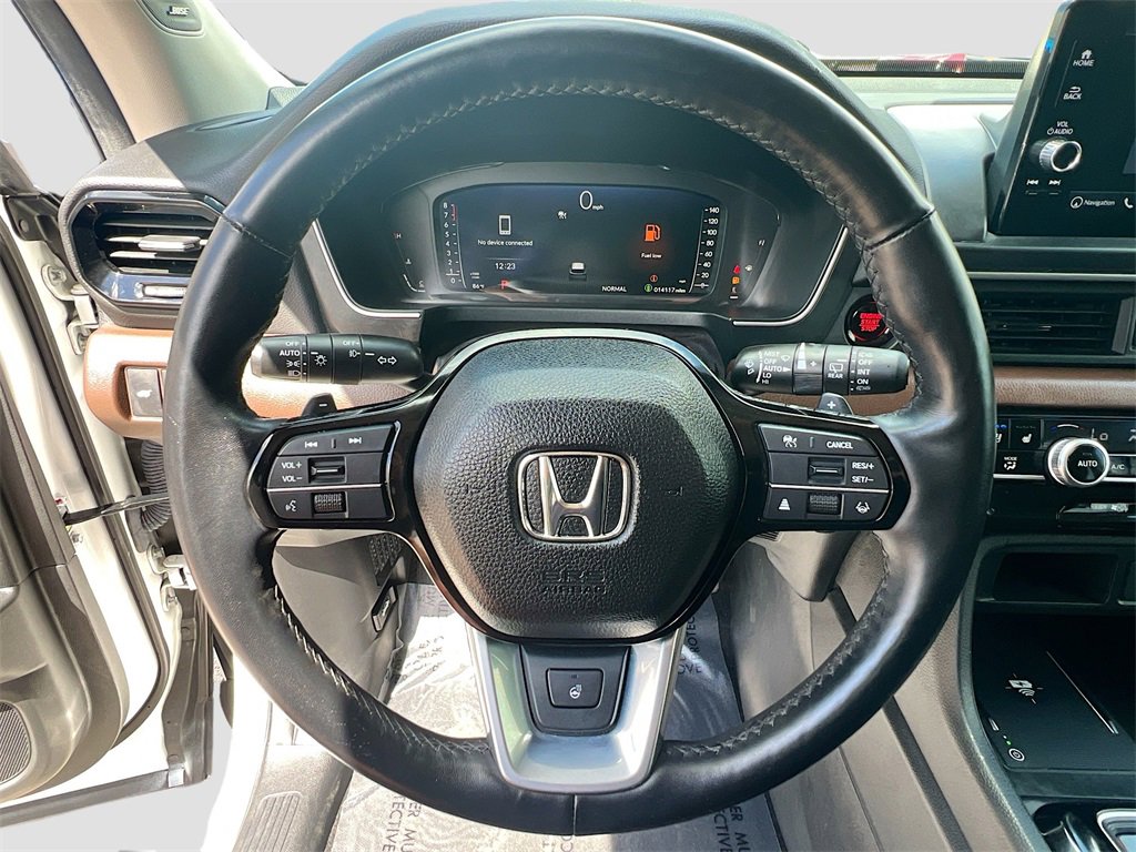 Used 2024 Honda Pilot Elite image 11