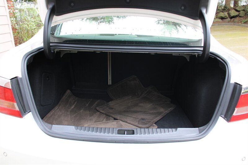 Used 2014 Buick Verano Leather FWD image 16