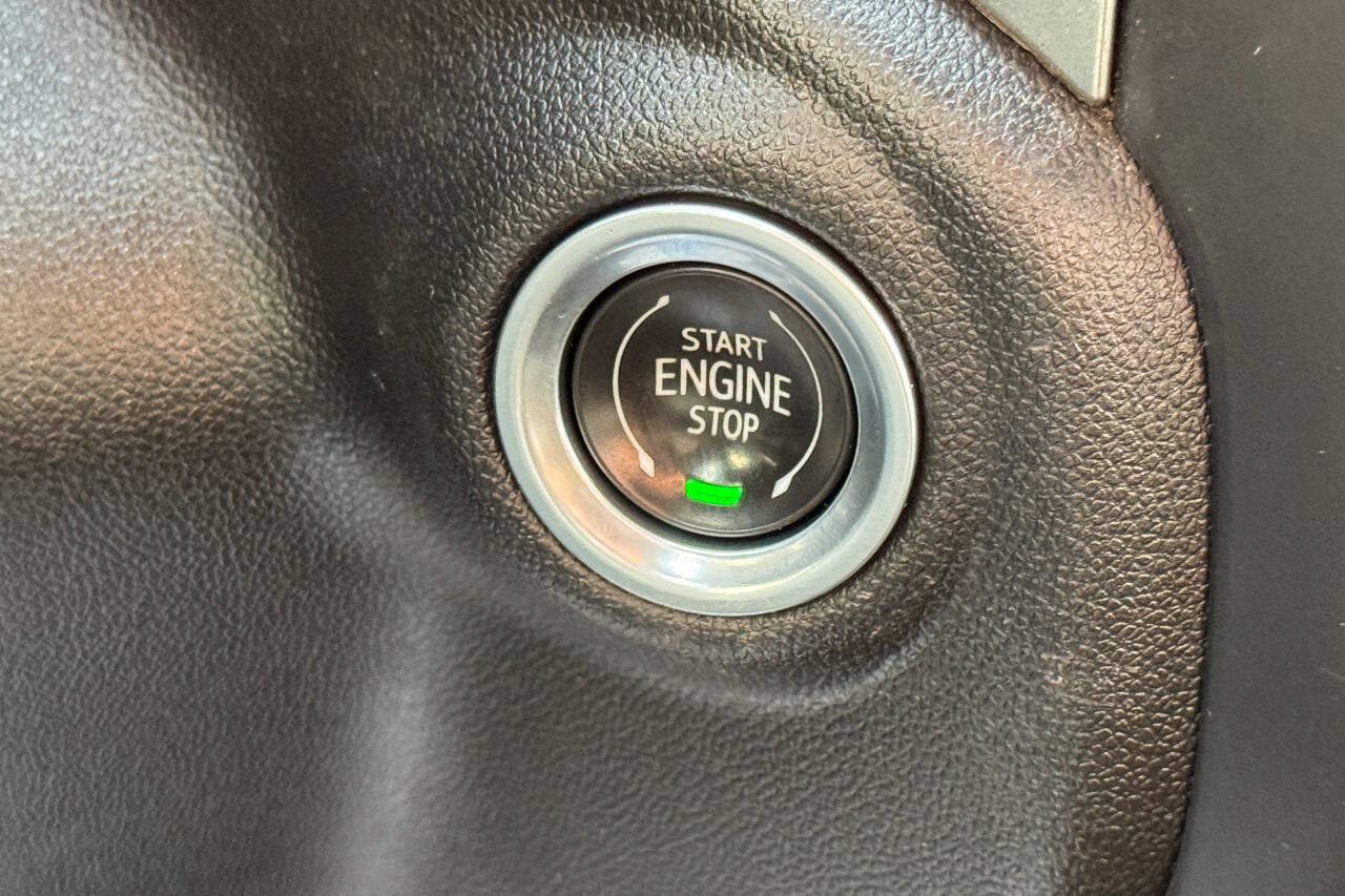 Used 2022 Chevrolet Silverado 3500 LT w/ Convenience Package image 31